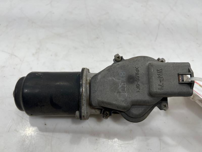 1997 - 2001 Honda CR-V Front Windshield Wiper Motor OEM 76505S04G01