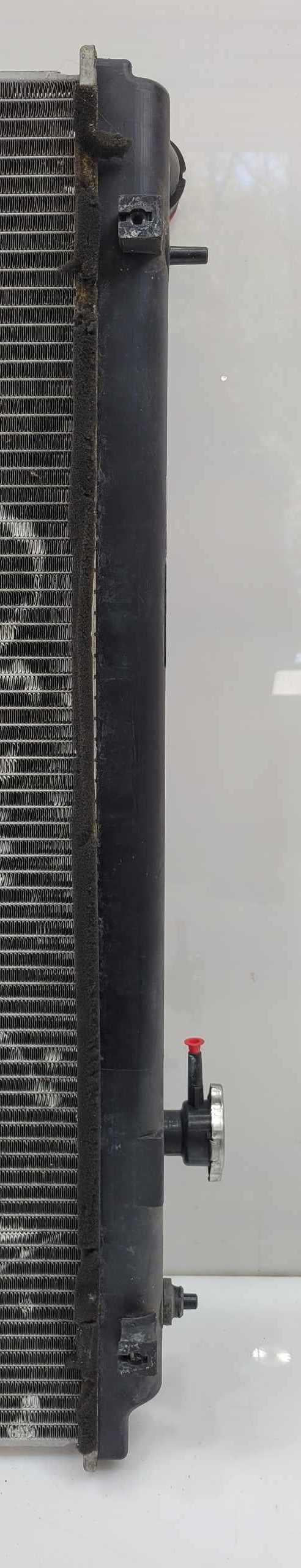 2003 Nissan 350Z Radiator