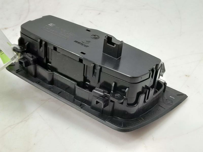 2018 BMW 430i Headlight Switch (Dash Mtd)
