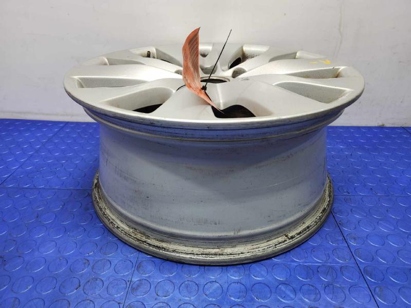 2015 Subaru Legacy Wheel
