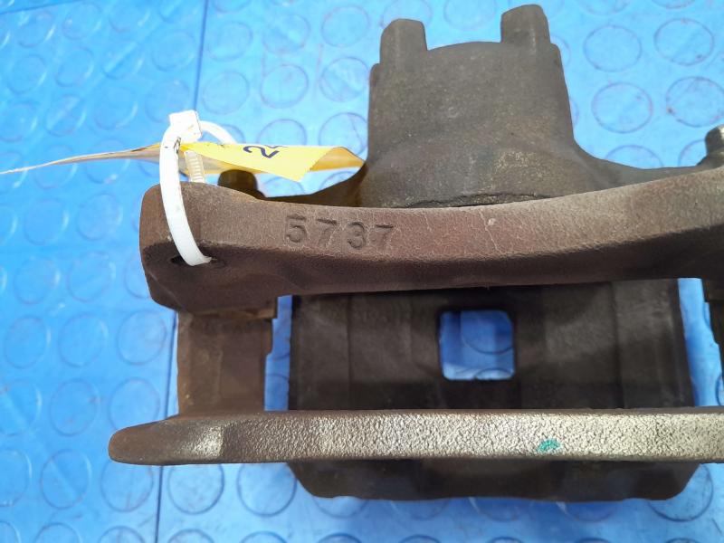 2016 Mitsubishi Outlander Caliper