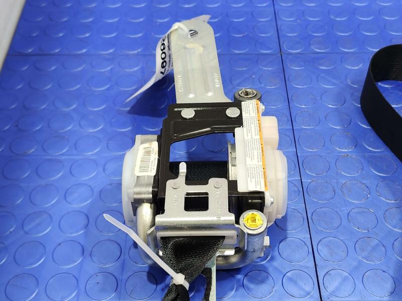 2015 Honda Fit Front Seat Belt