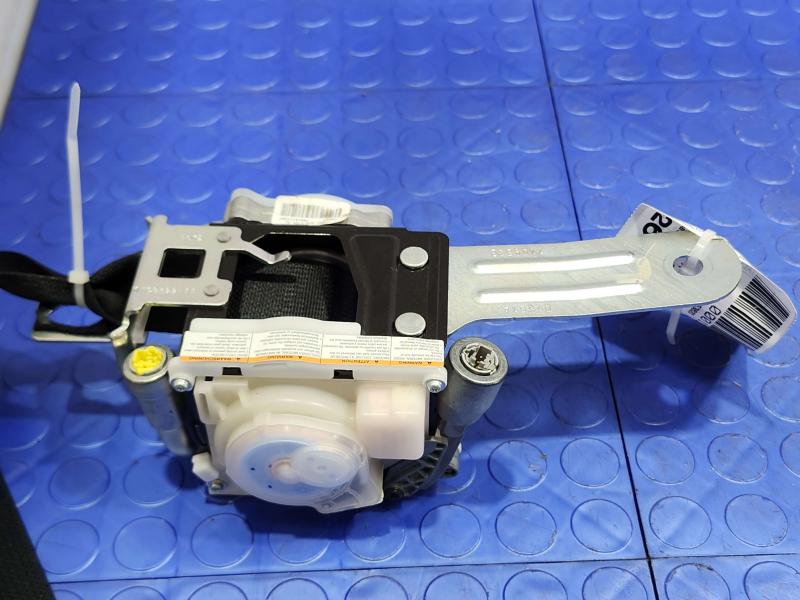 2015 Honda Fit Front Seat Belt