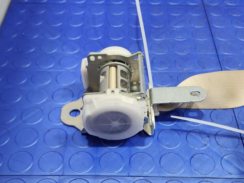 2018 Toyota Highlander Rear Seat Belt
