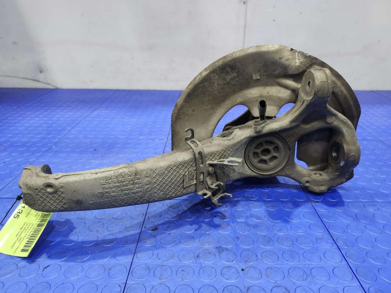 2015 Porsche Panamera Spindle Knuckle Front