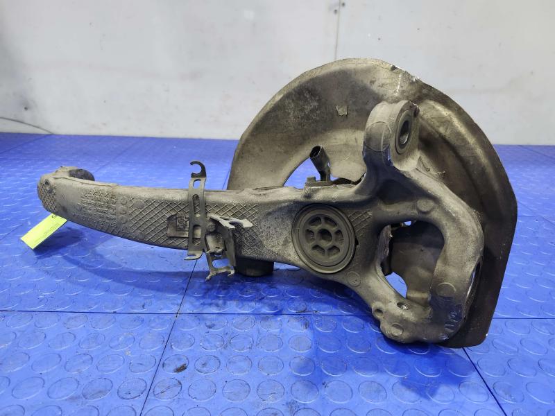 2015 Porsche Panamera Spindle Knuckle Front