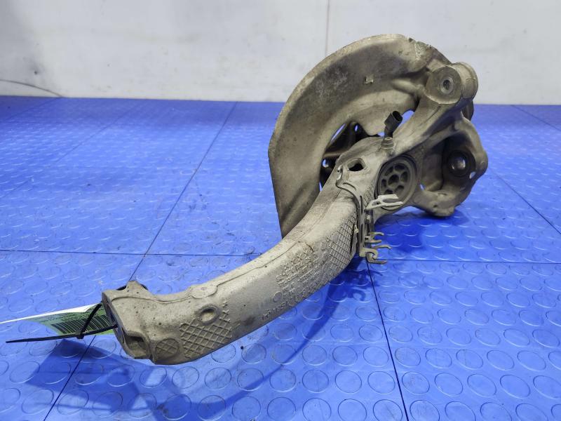2015 Porsche Panamera Spindle Knuckle Front