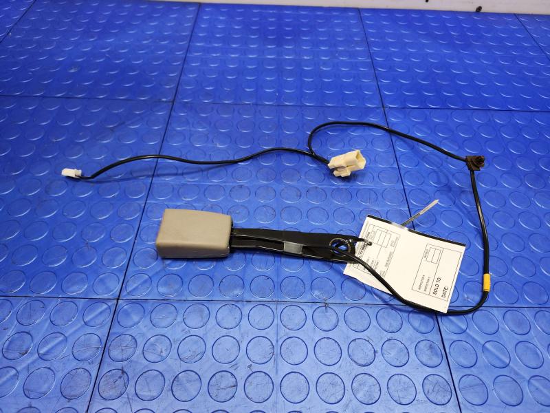 2002 Toyota Camry Front Seat Belt