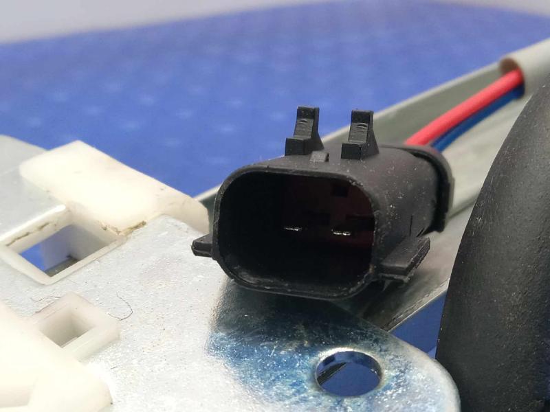 2001 Dodge Durango Front Door Regulator