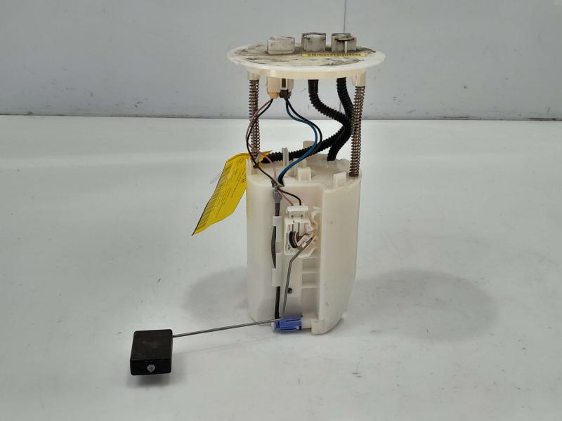 2008 - 2022 Toyota Sequoia 5.7L Fuel Pump Assembly OEM 770200C082