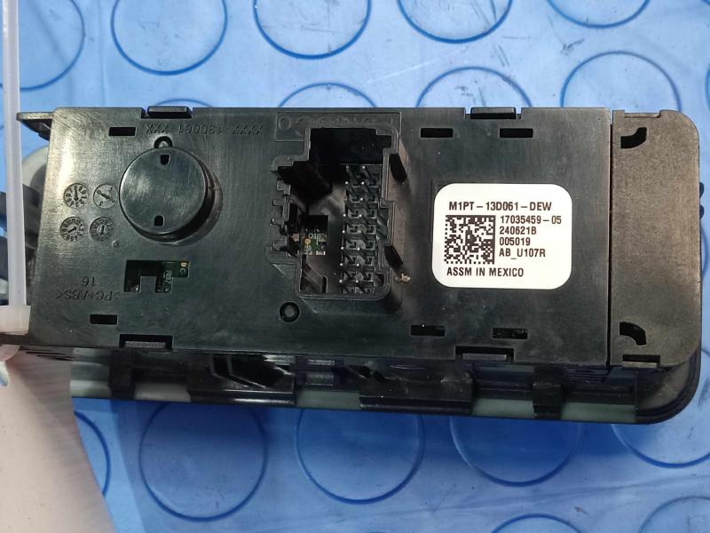 2024 Ford Bronco Sport Headlight Switch (Dash Mtd)