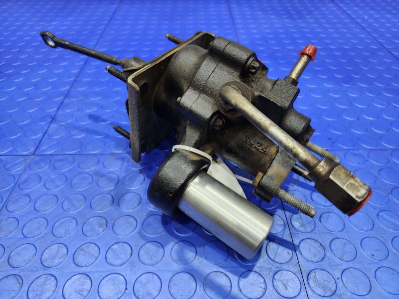 2005 Ford F-350 Super Duty Power Brake Booster