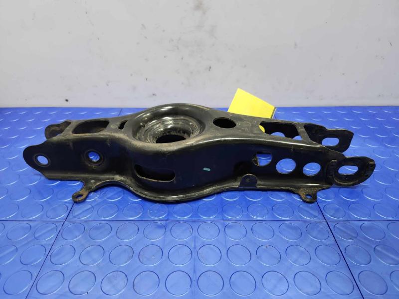 2014 Cadillac CTS Lower Control Arm Rr