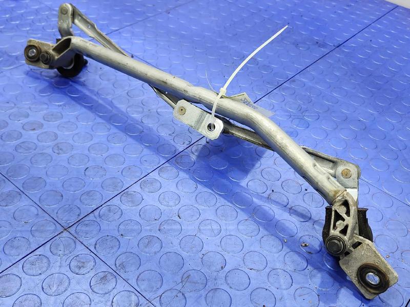 2012-2017 Hyundai Veloster Windshield Wiper Linkage Transmission OEM 981202V000