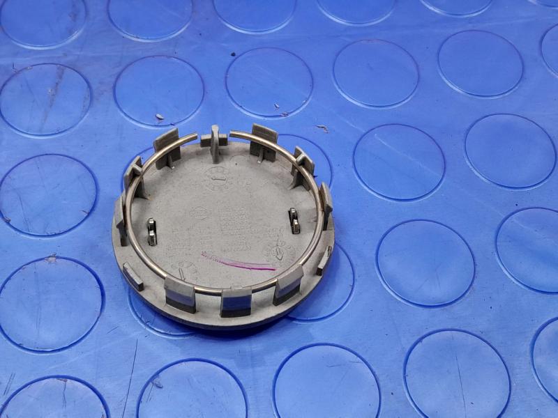 2019 Nissan Sentra Center Cap