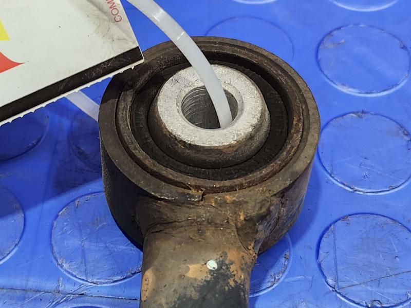 2010 Dodge Challenger Lower Control Arm Rr