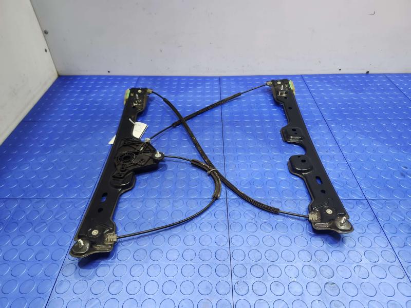 2018 Ford Expedition Front Door Regulator