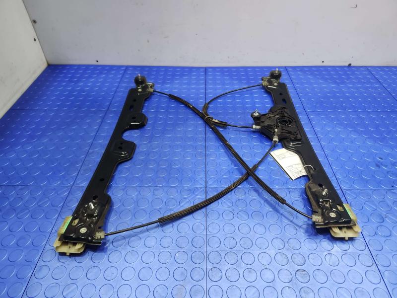 2018 Ford Expedition Front Door Regulator