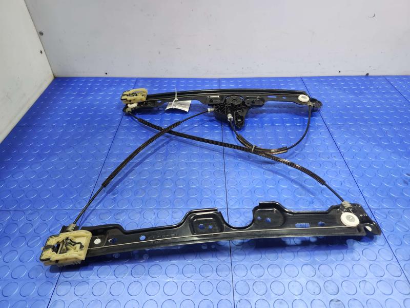 2018 Ford Expedition Front Door Regulator
