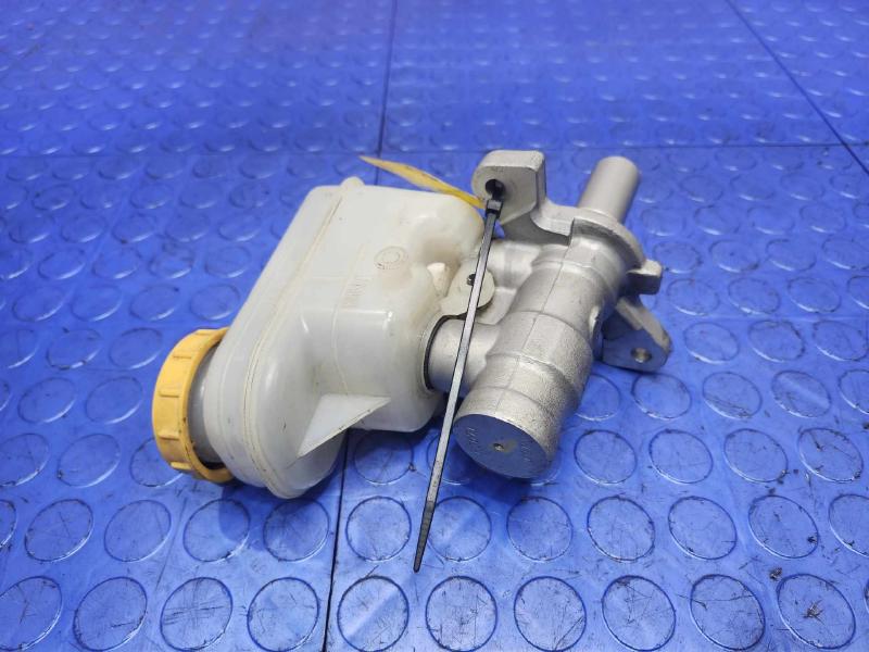 2015-2017 Subaru Outback Legacy 2.5L CVT Brake Master Cylinder Assembly OEM 26449FJ010