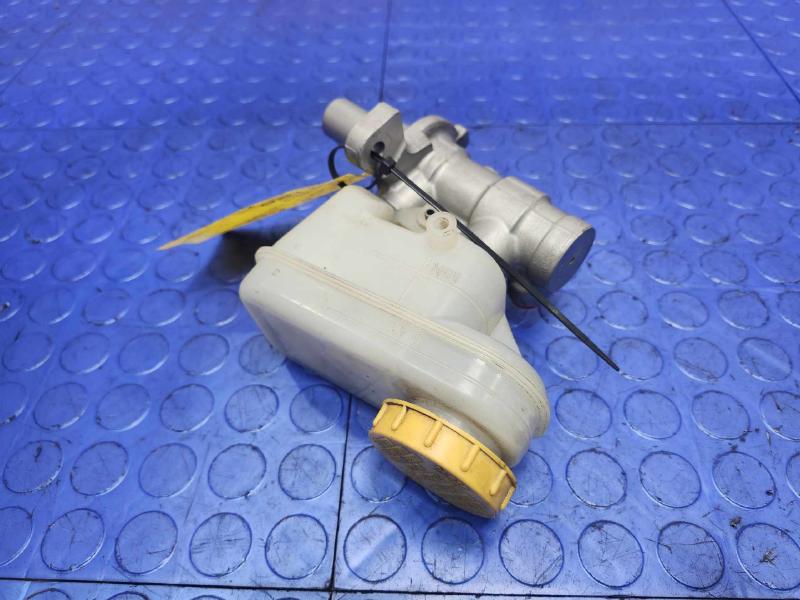2015-2017 Subaru Outback Legacy 2.5L CVT Brake Master Cylinder Assembly OEM 26449FJ010