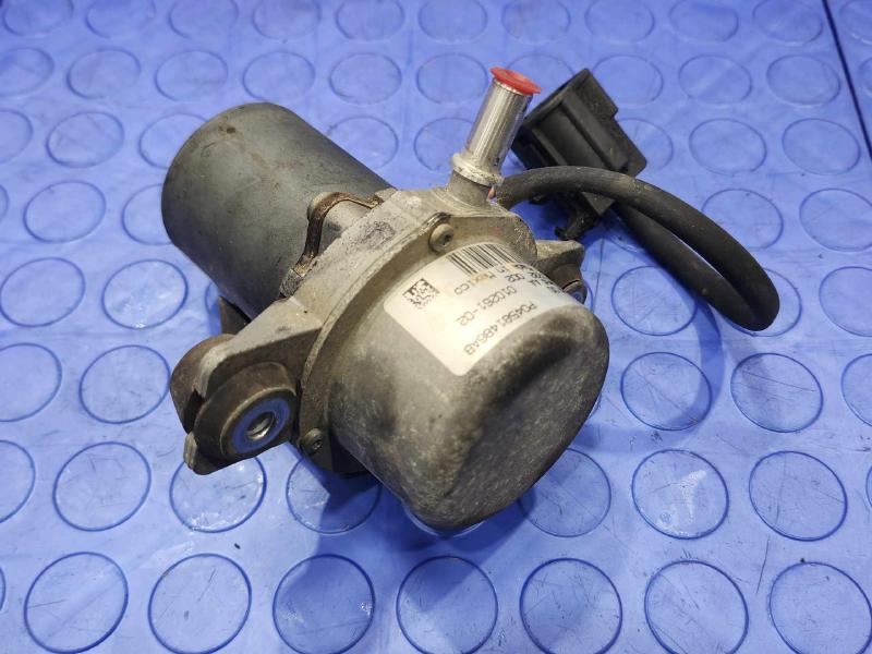 2014-2019 Dodge Journey Power Brake Booster Vacuum Pump OEM 4581486AB