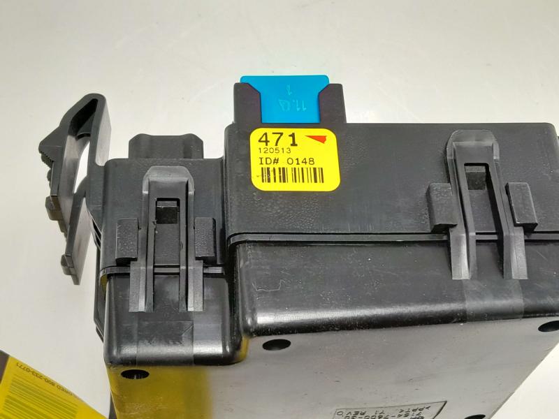 2014 Cadillac ATS Dash Mounted Fuse Box Junction Block Genunine OEM
