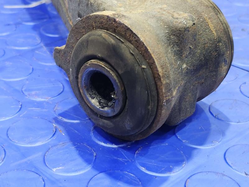 2010 Chevrolet Tahoe Lower Control Arm Front