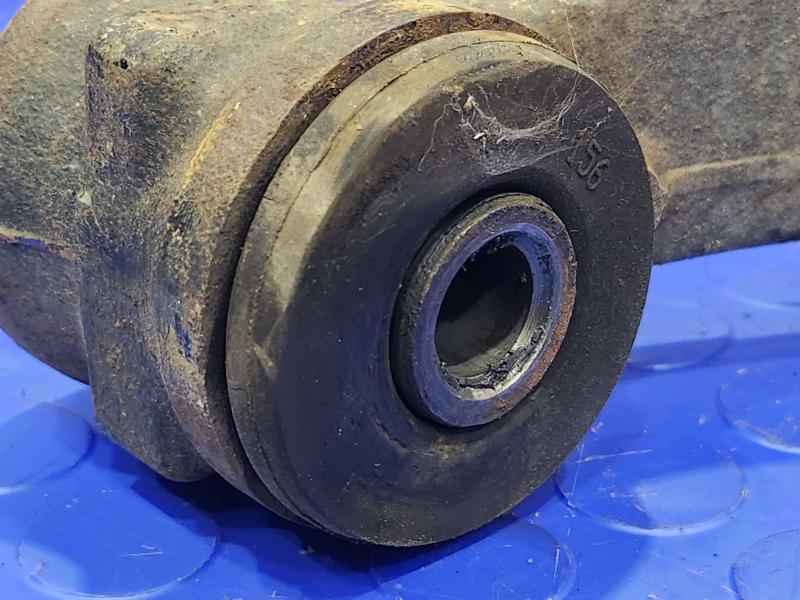 2010 Chevrolet Tahoe Lower Control Arm Front