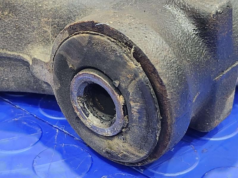 2010 Chevrolet Tahoe Lower Control Arm Front