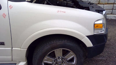 2007 Ford Expedition Fender