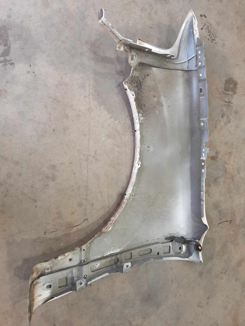 2007 Ford Expedition Fender