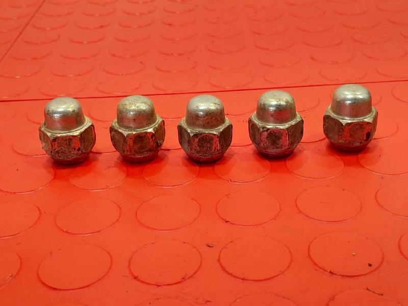 2014 Kia Forte Lug Nuts