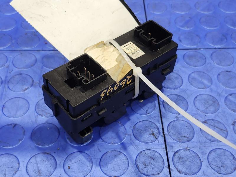 2008 Ford F-250 Super Duty Door Switch Front