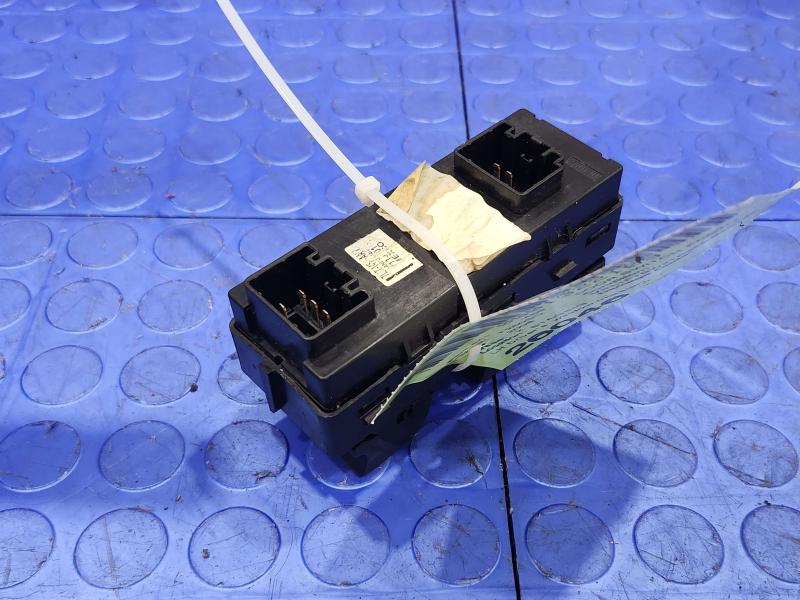 2008 Ford F-250 Super Duty Door Switch Front