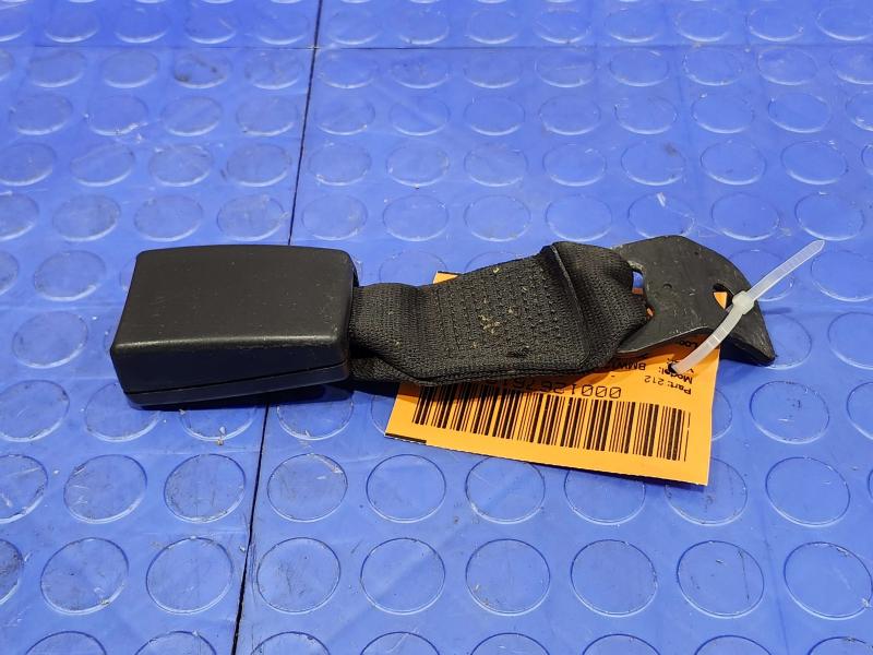 2008 BMW 128i Rear Seat Belt