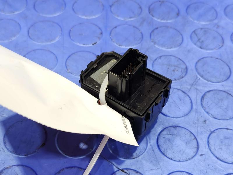 2013 Nissan Pathfinder Door Switch Front