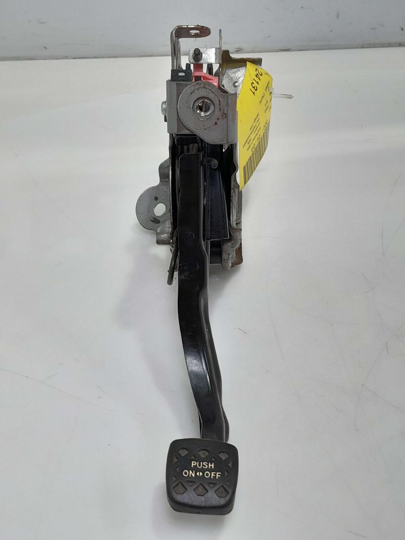 2016-2022 Toyota Prius 1.8L Parking Brake Control Pedal Lever Assembly OEM 46250-33010