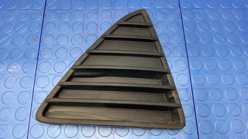 2013 Ford Focus Grille