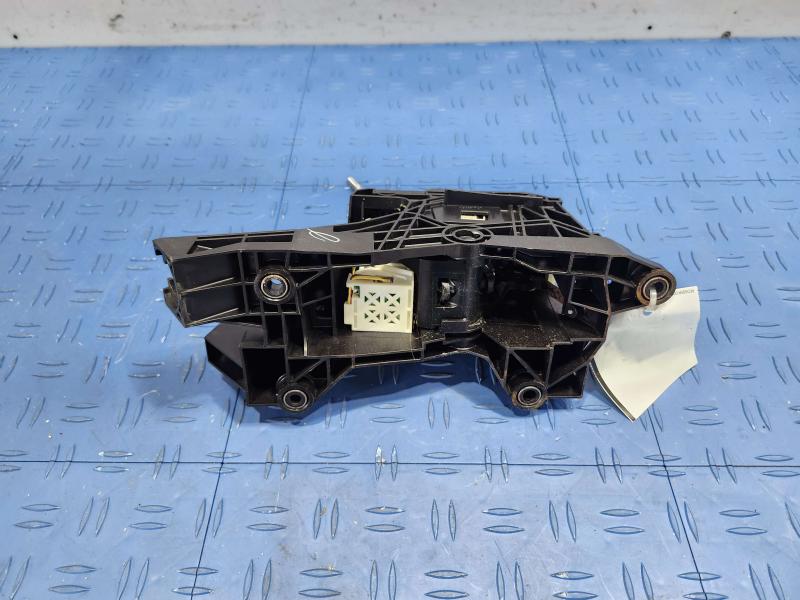 2013 Toyota Camry Floor Shifter