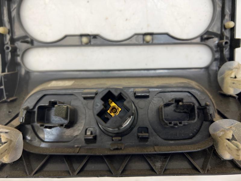 2004 - 2008 Ford F150 Radio Bezel Temperature Control Surround OEM 6L302TA3JA6