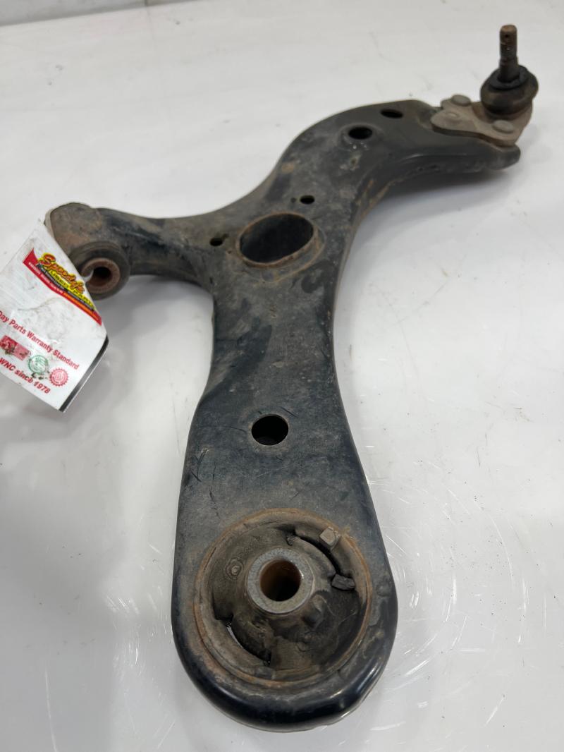 2010 - 2015 Toyota Prius Front Lower Control Arm RH Passenger Side OEM 4806847050