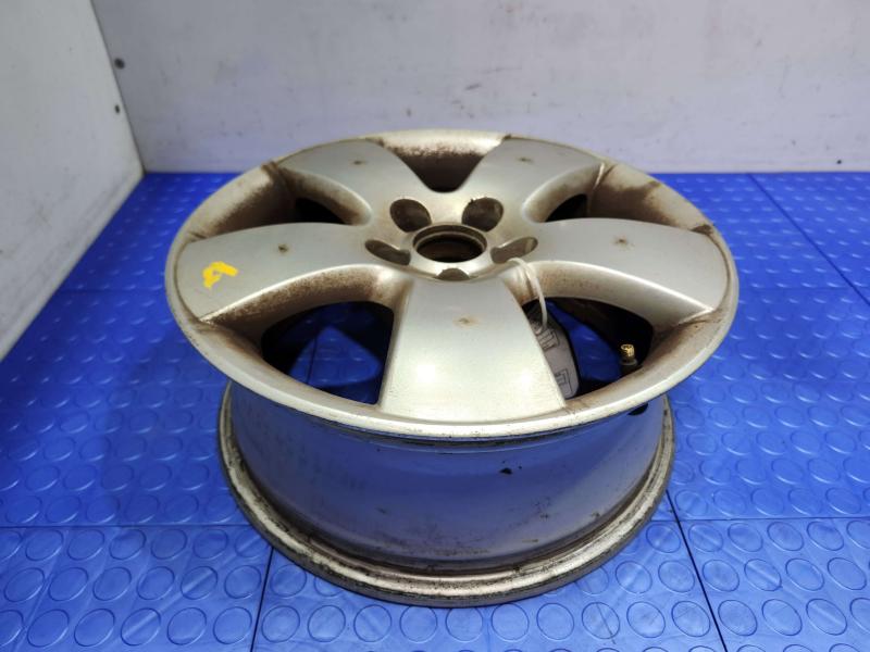 2005 Volkswagen Jetta Wheel