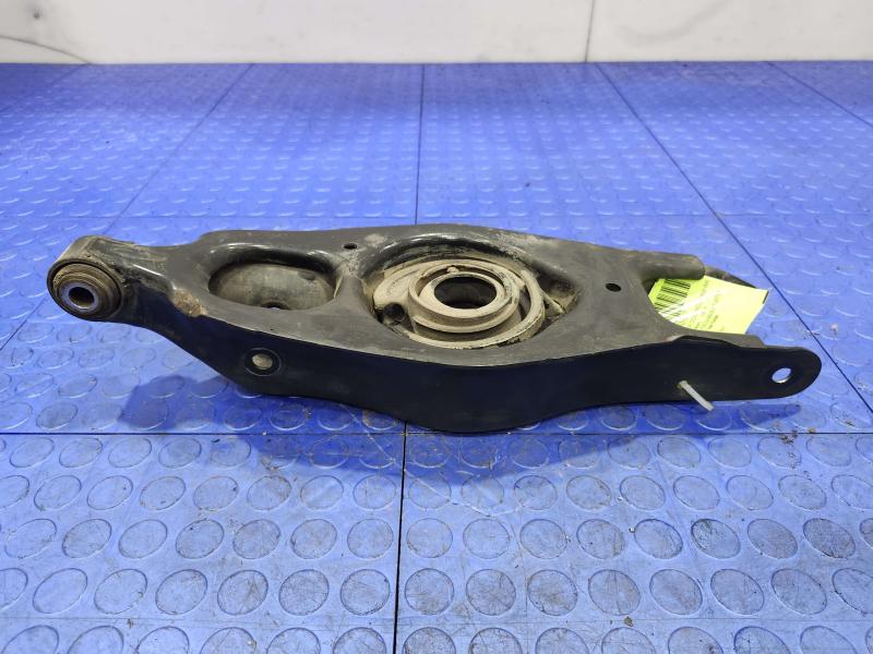 2013 Chrysler 300 Lower Control Arm Rr