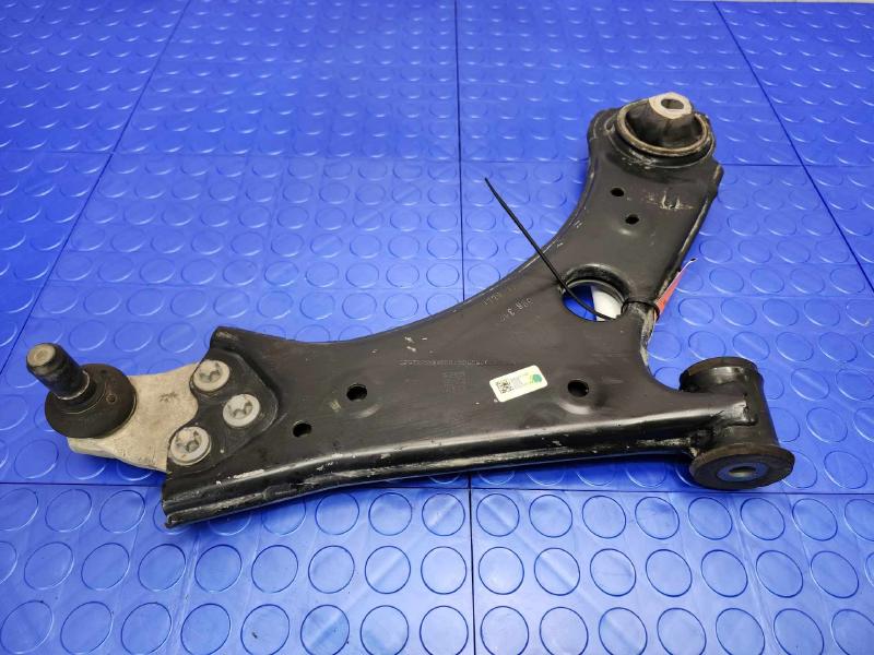 2020 Jeep Compass Lower Control Arm Front