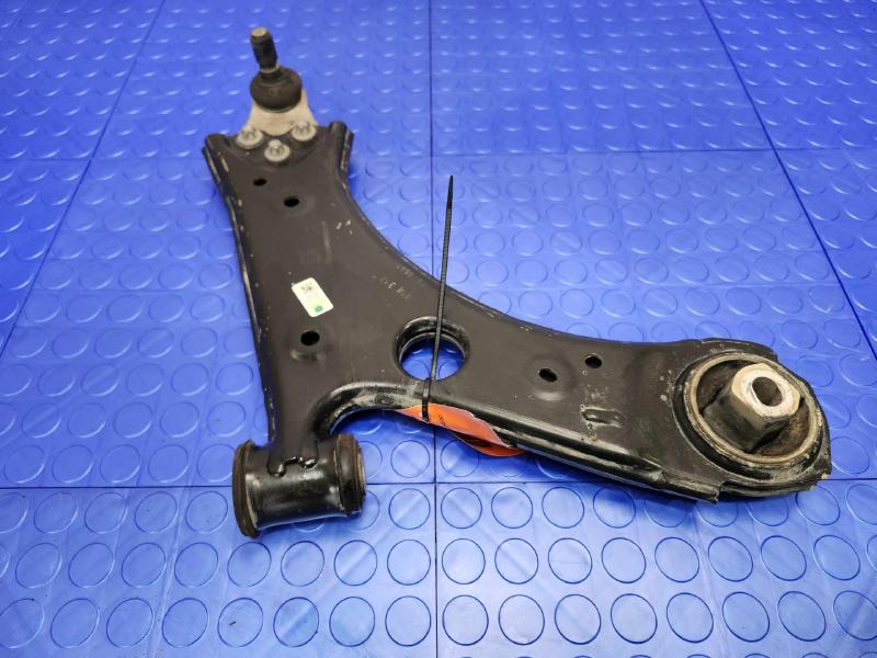 2020 Jeep Compass Lower Control Arm Front