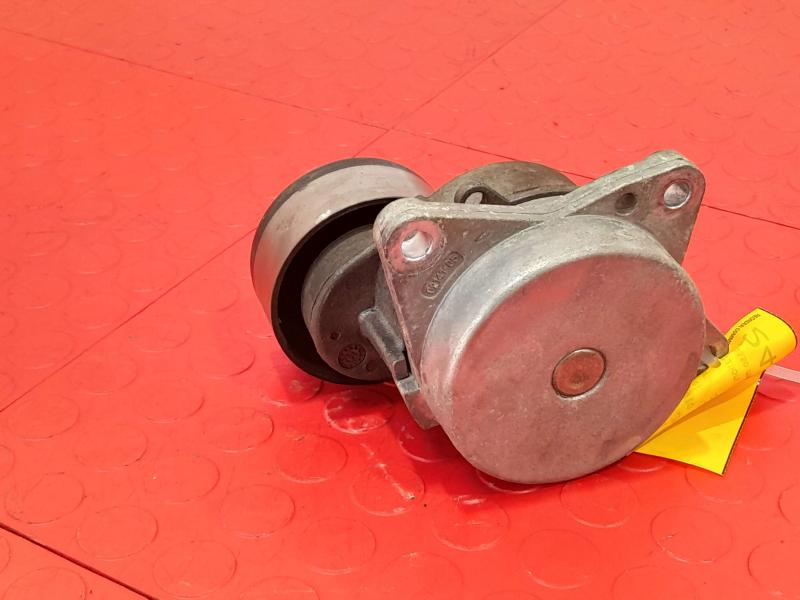 2014 Infiniti QX80 Engine Belt Tensioner