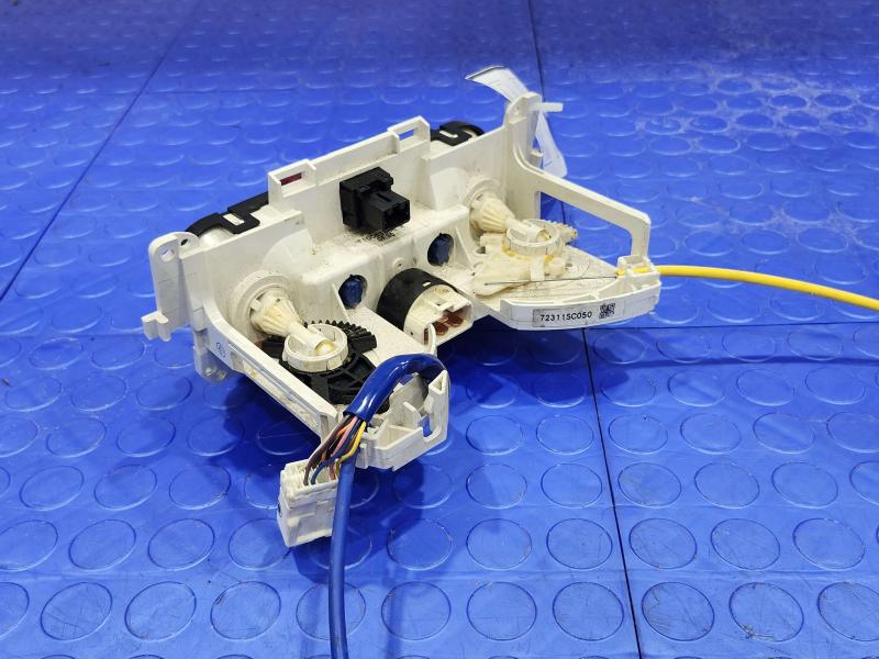 2009-2013 Subaru Forester Manual Temperature Climate Controls OEM 72311SC050