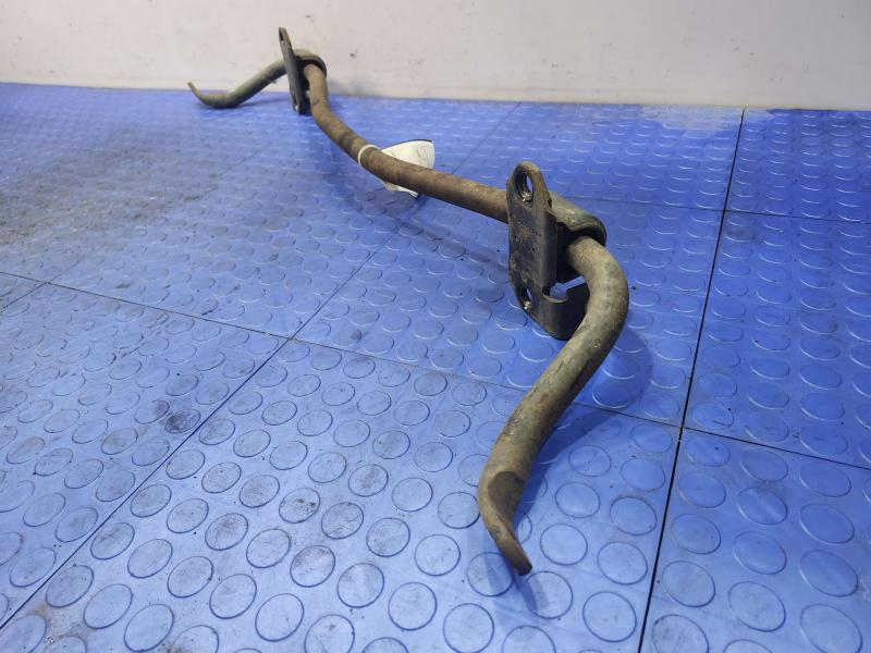 2014-2015 Dodge Durango Rear Stabilizer Bar Swaybar Genuine OEM 68184507AA