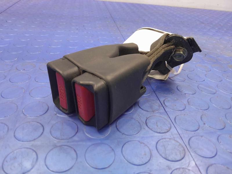 2016 Subaru Legacy Rear Seat Belt